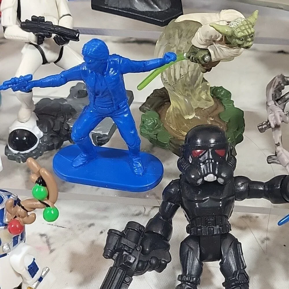 Star Wars Action‎ Figures Large Lot Assorted Characters Movies R2D2 Luke Chewy